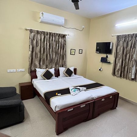 Avuraa Hospitality India Hotell Chennai Exteriör bild