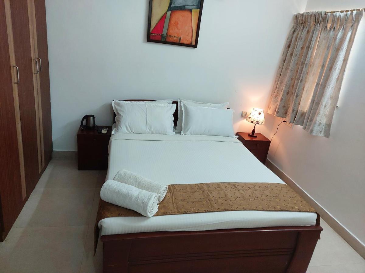 Avuraa Hospitality India Hotell Chennai Exteriör bild