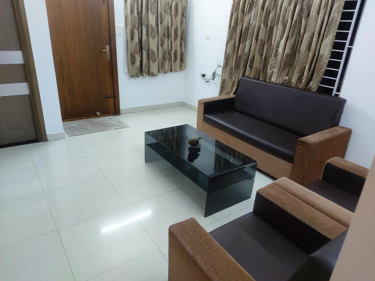 Avuraa Hospitality India Hotell Chennai Exteriör bild