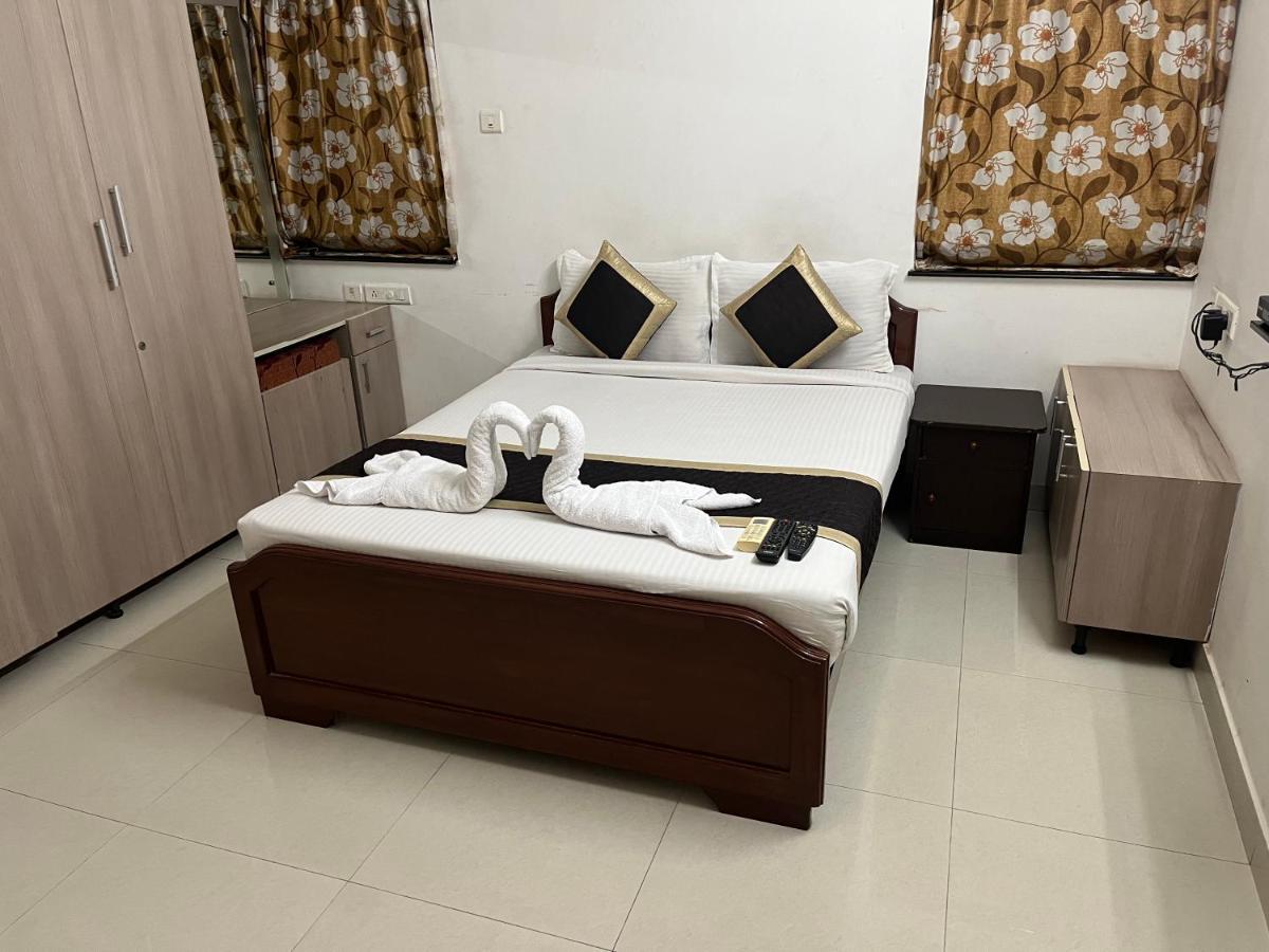 Avuraa Hospitality India Hotell Chennai Exteriör bild